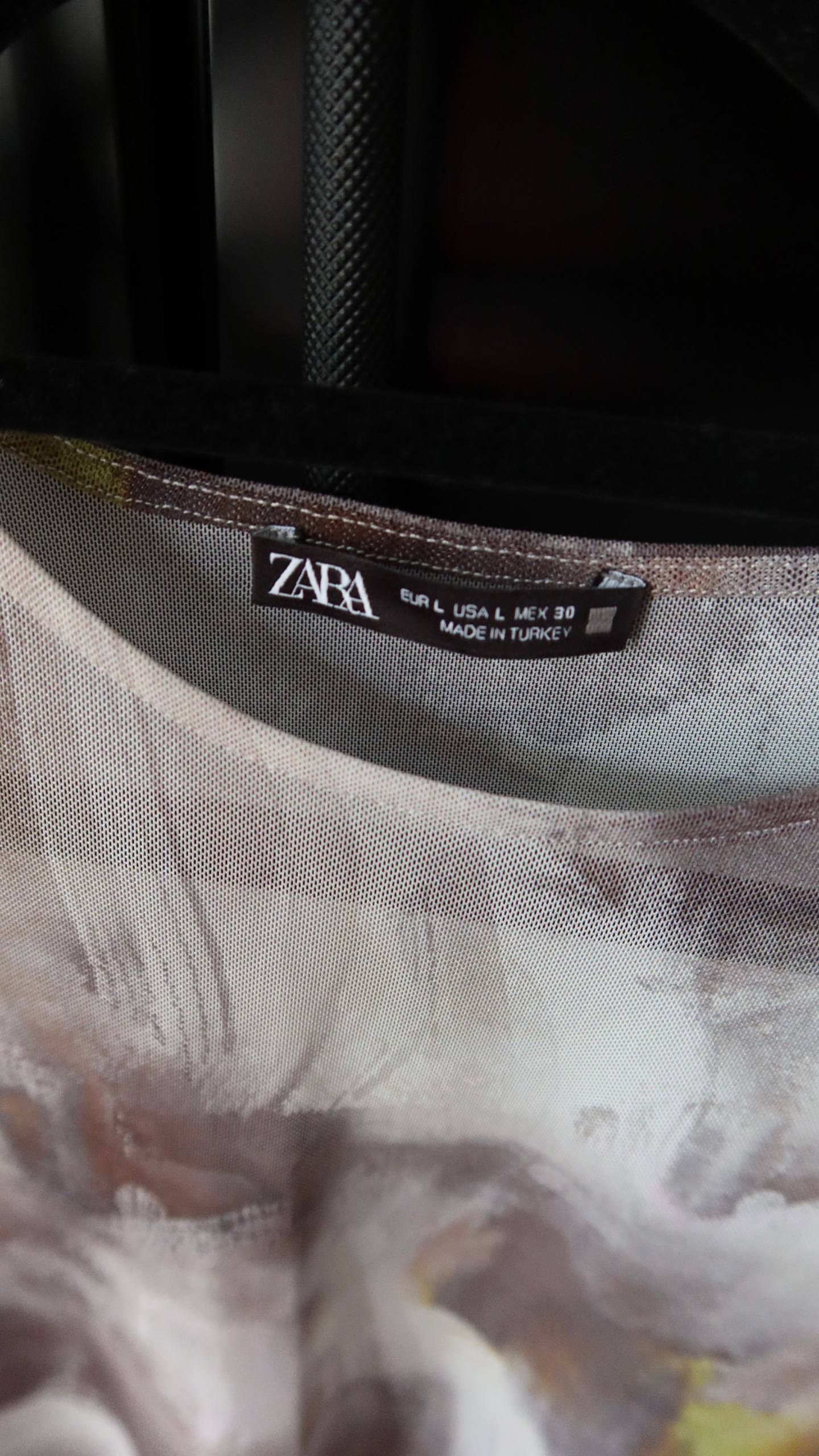 ZARA body photo 5