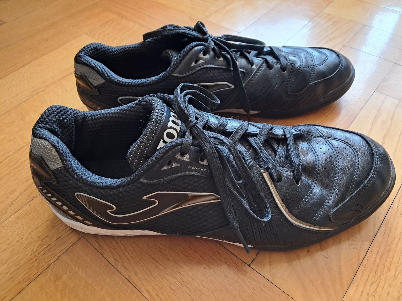 Football shoes Joma