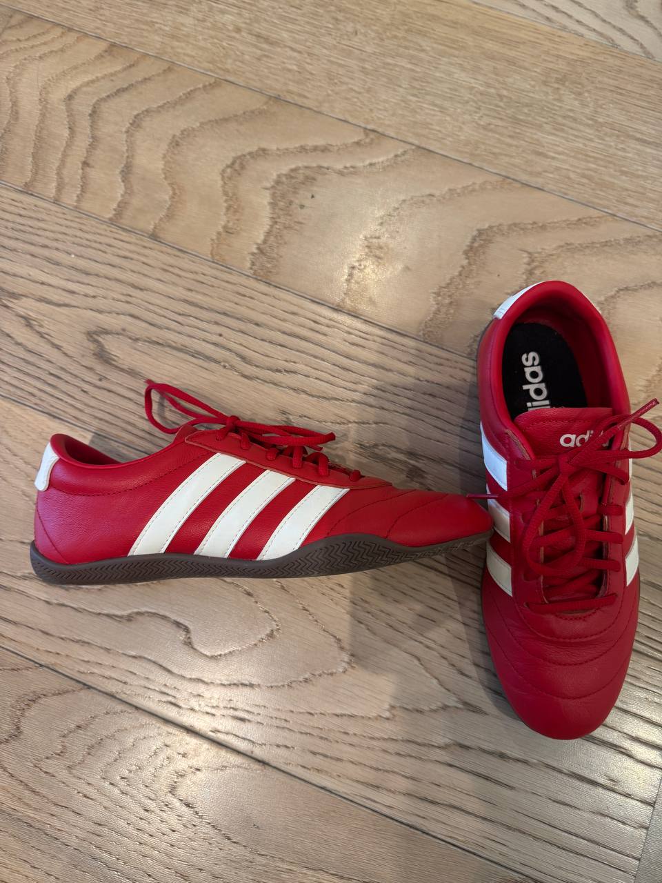 Adidas koševi photo 2