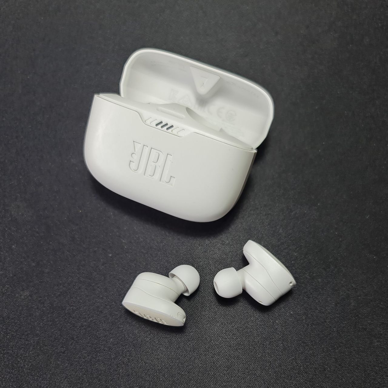 JBL Tune 130NC TWS