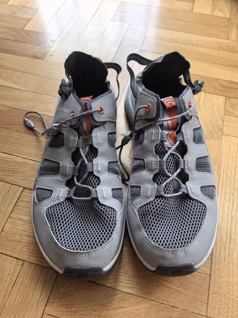 Hiking sneakers gray Outventure Aquatrack