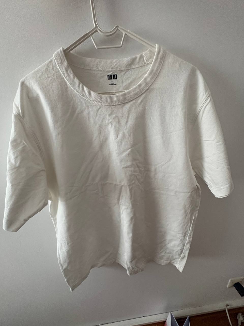 Uniqlo t-shirt photo 2