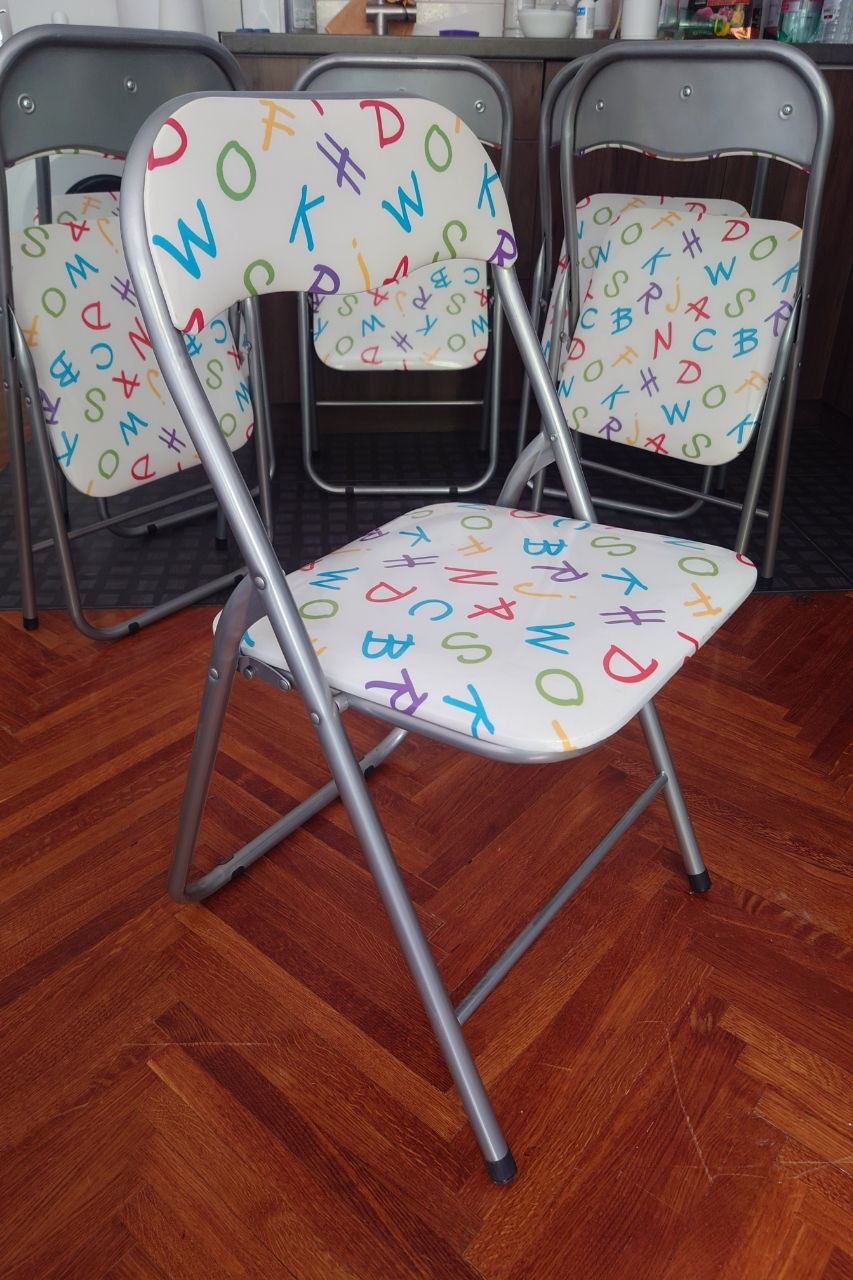 Folding chairs