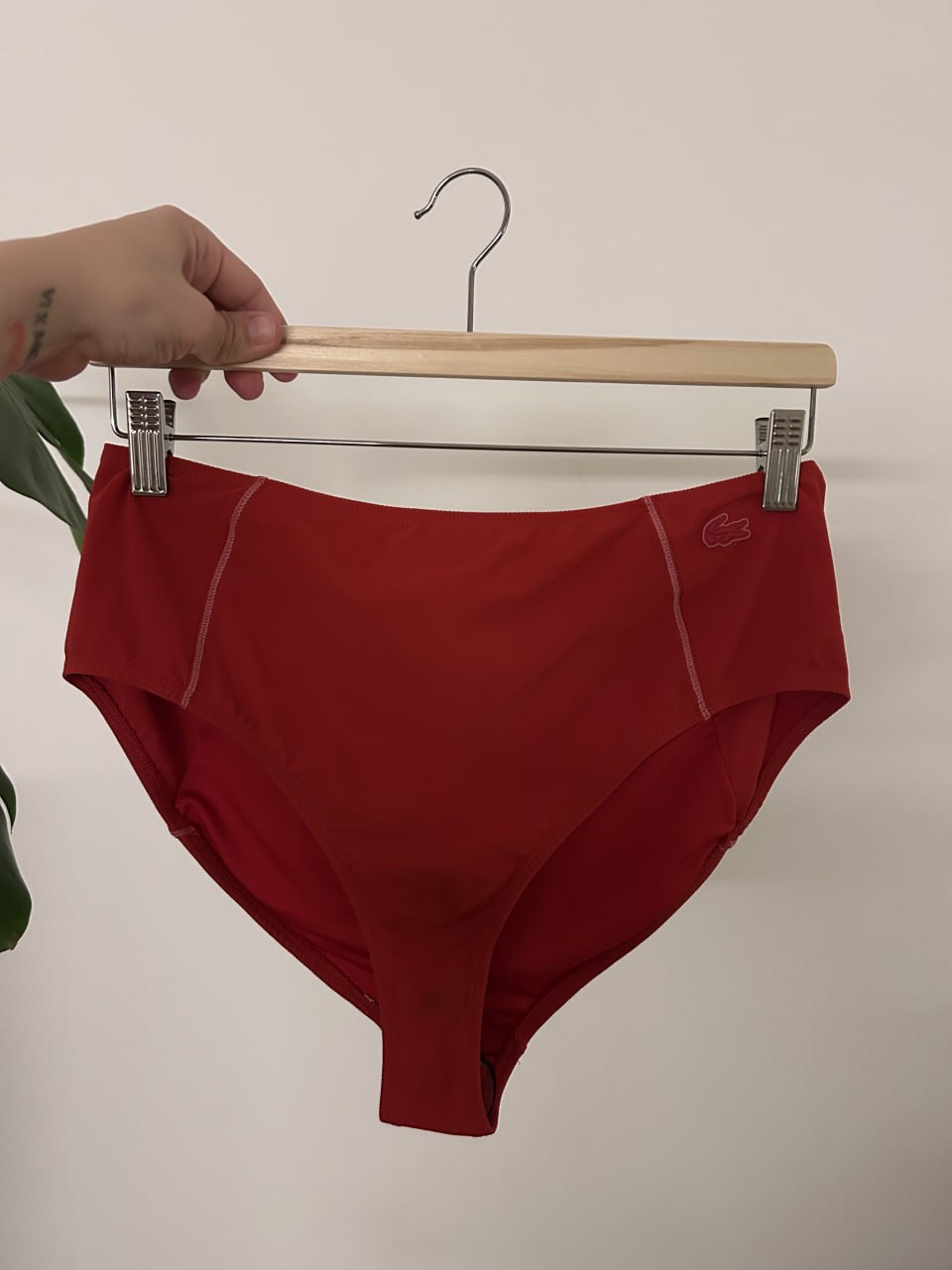 women's beach shorts Lacoste photo 3