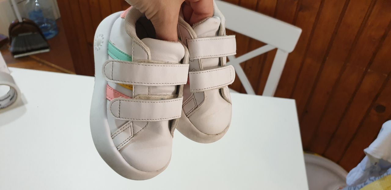 Adidas photo 2