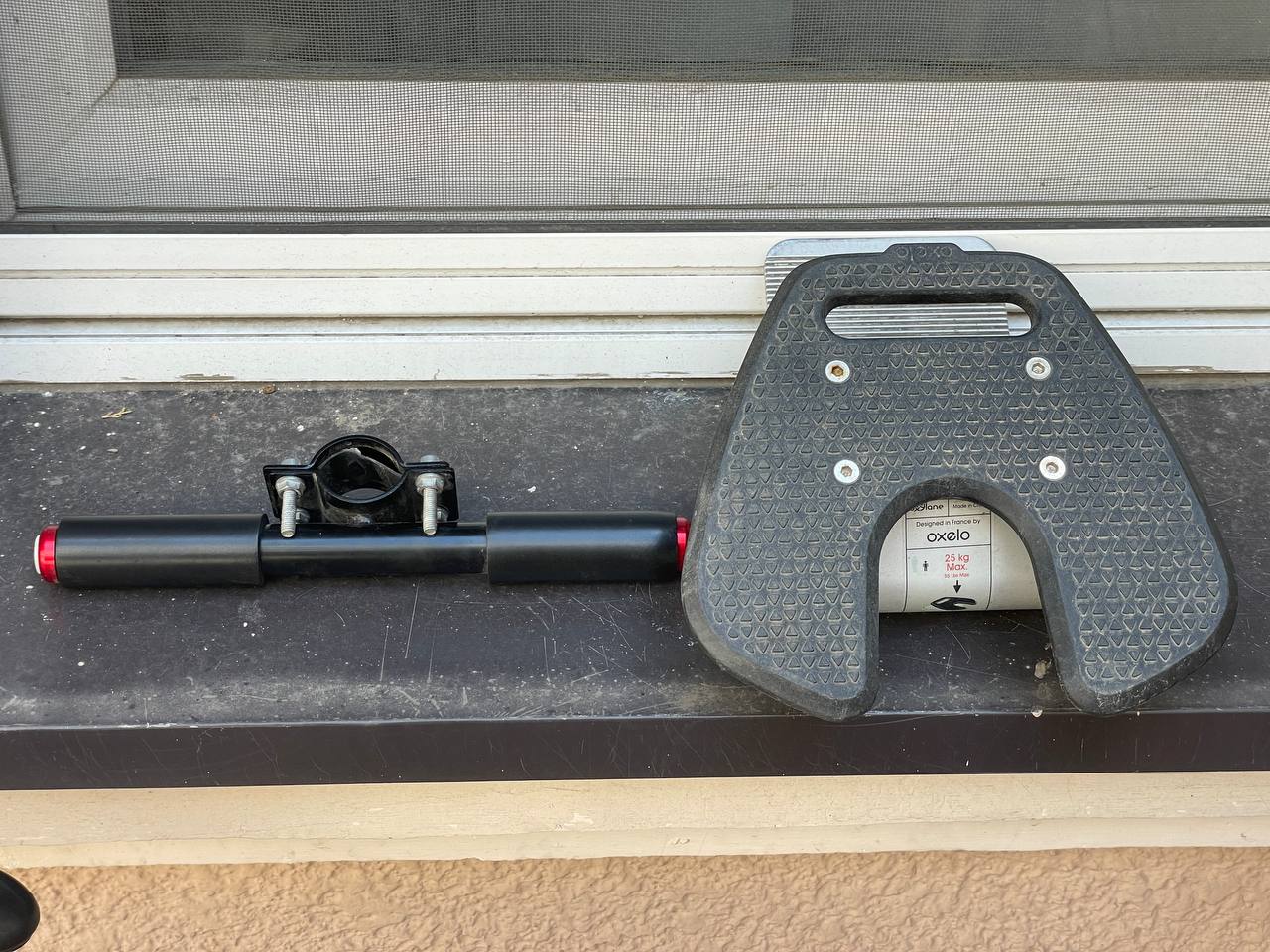 Child carrier set for electric scooter