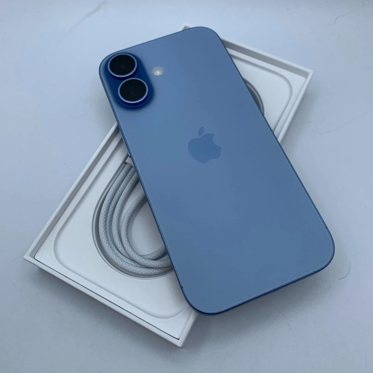 iPhone 17