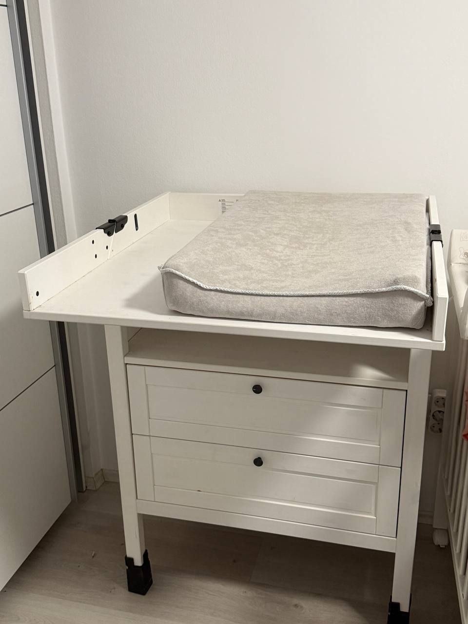 Changing table Sundvik