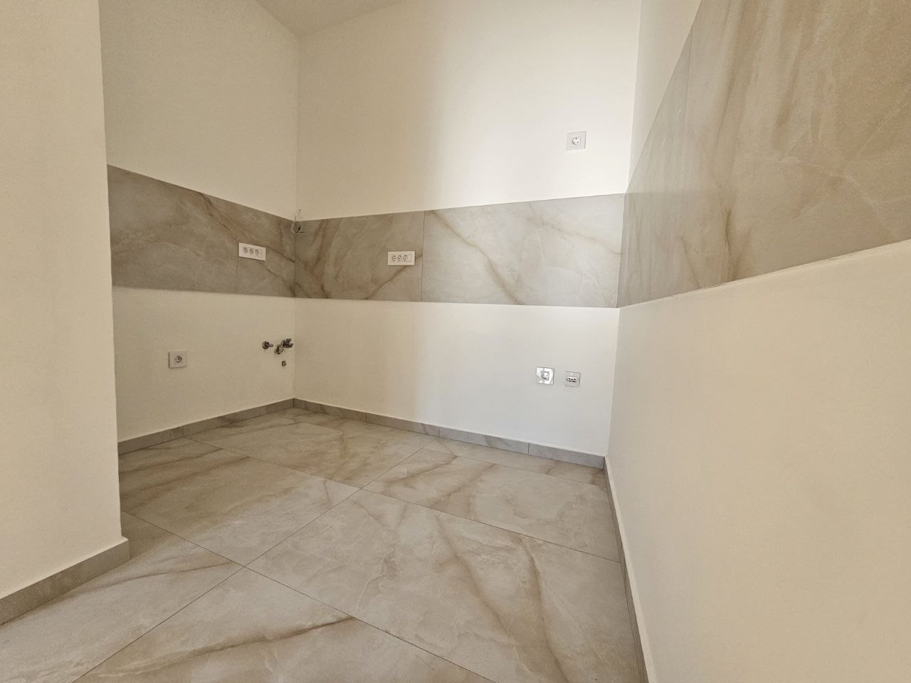 3 sobe, Stan, 85 m² photo 3