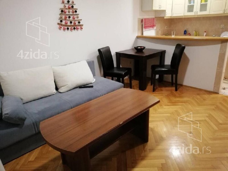 0.5 sobe, Stan, 22 m²