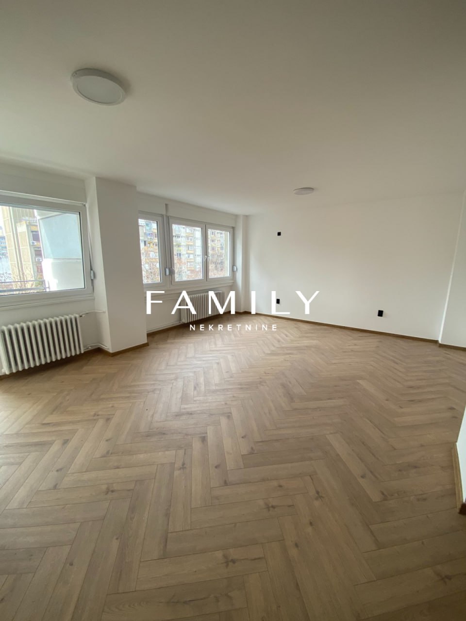 3 sobe, Stan, 73 m² photo 2
