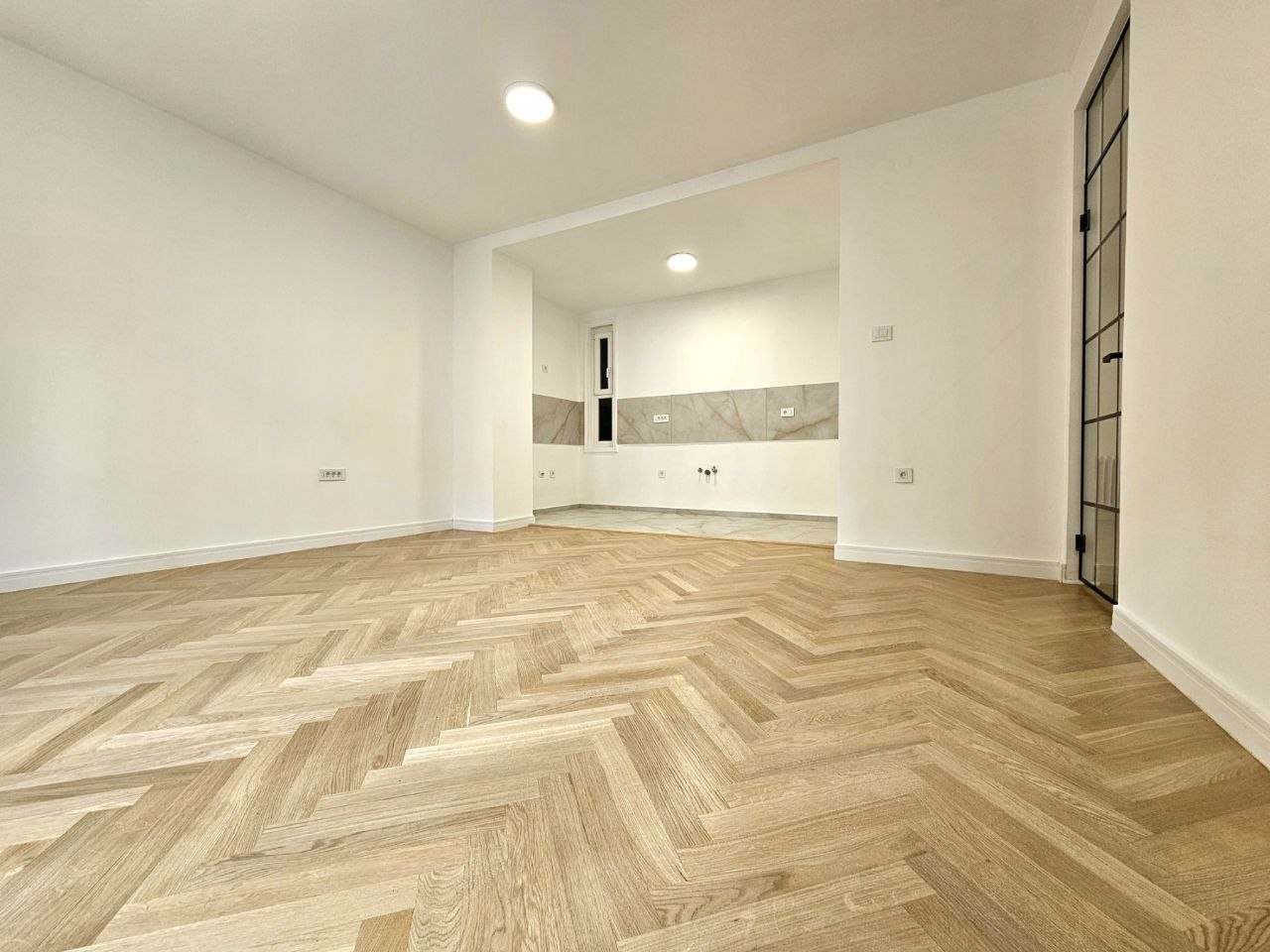 4-room, Apartment, 112 m² photo 2
