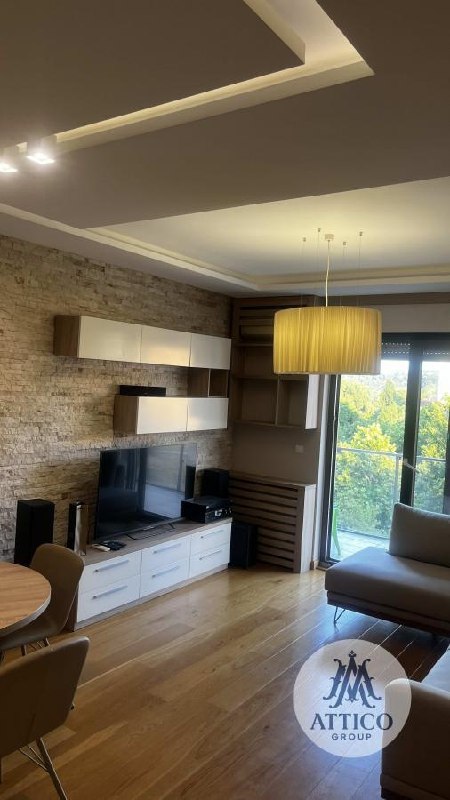 3 sobe, Stan, 85 m²
