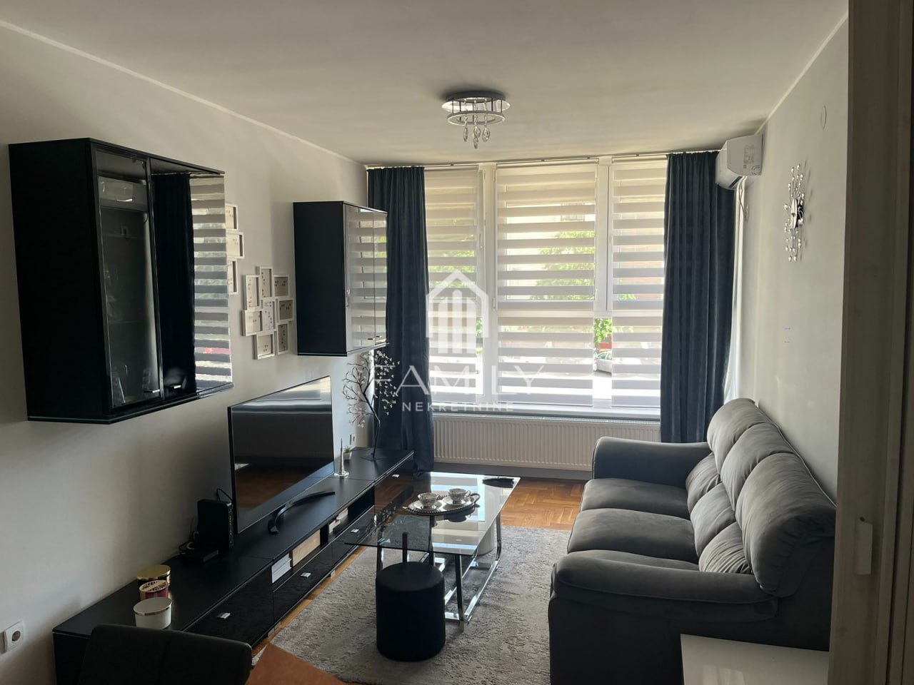 1.5 sobe, Stan, 44 m²