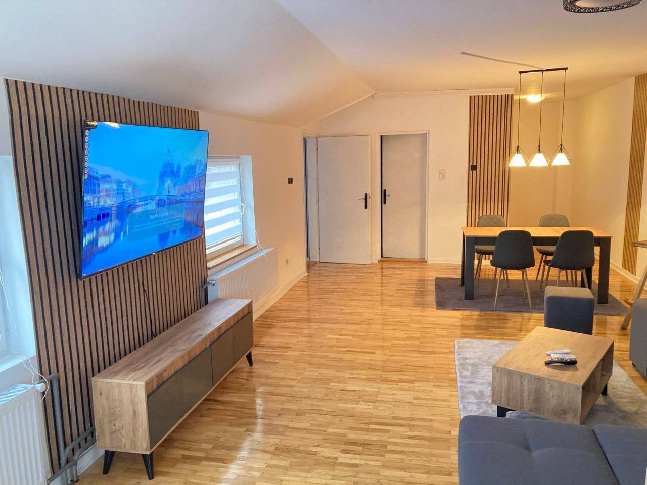 1 sobe, Stan, 90 m²