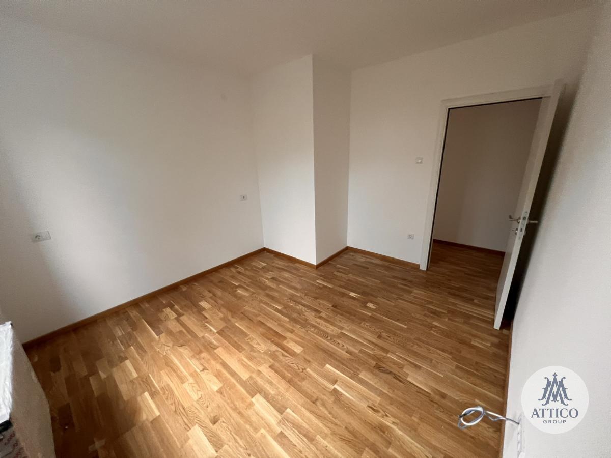 4-room, Apartment, 90 m² photo 4