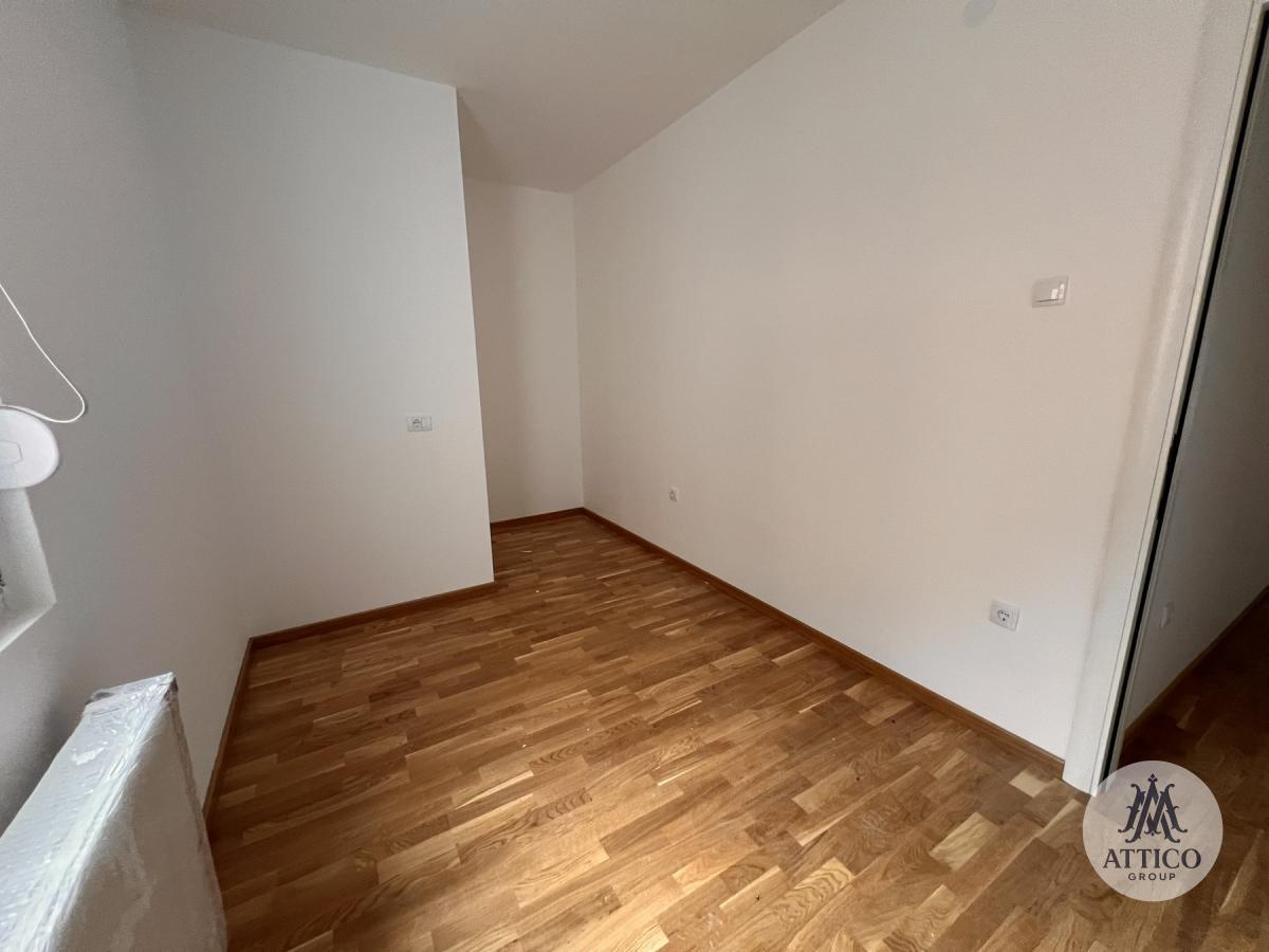 4-room, Apartment, 90 m² photo 8