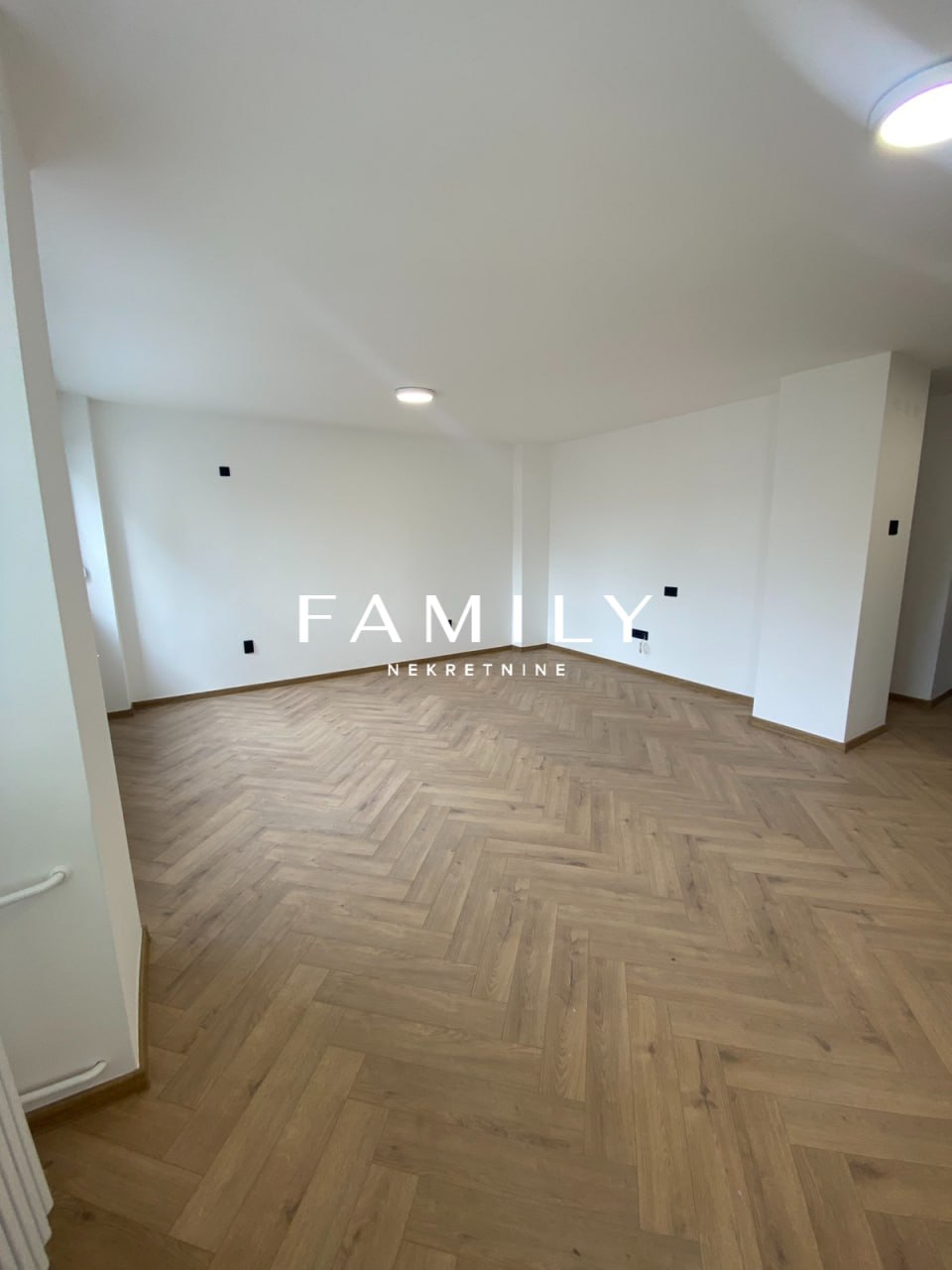3 sobe, Stan, 73 m² photo 2