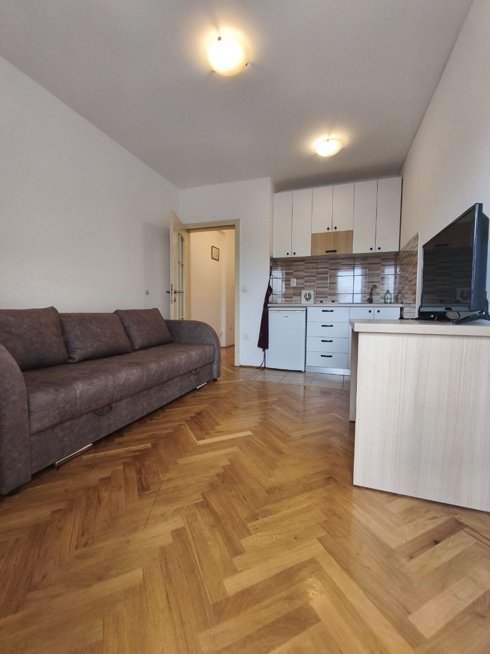 0.5 sobe, Stan, 26 m² photo 2