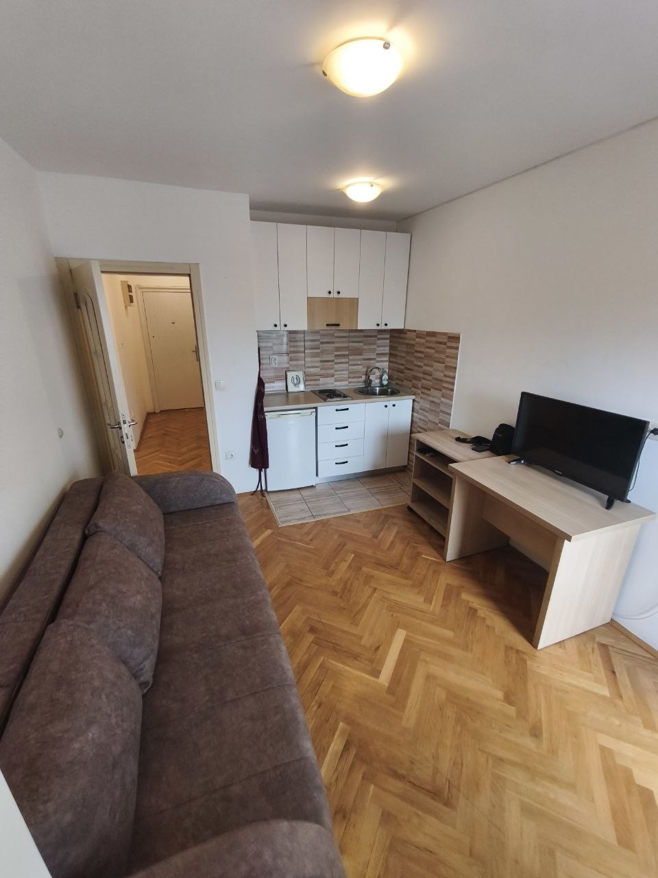 0.5 sobe, Stan, 26 m² photo 3