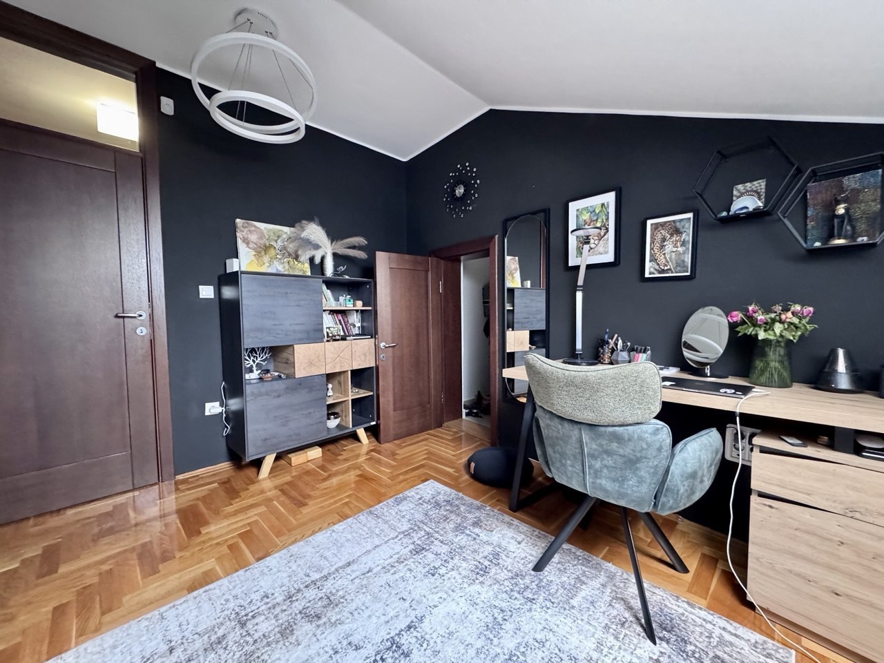 4 sobe, Stan, 105 m² photo 3