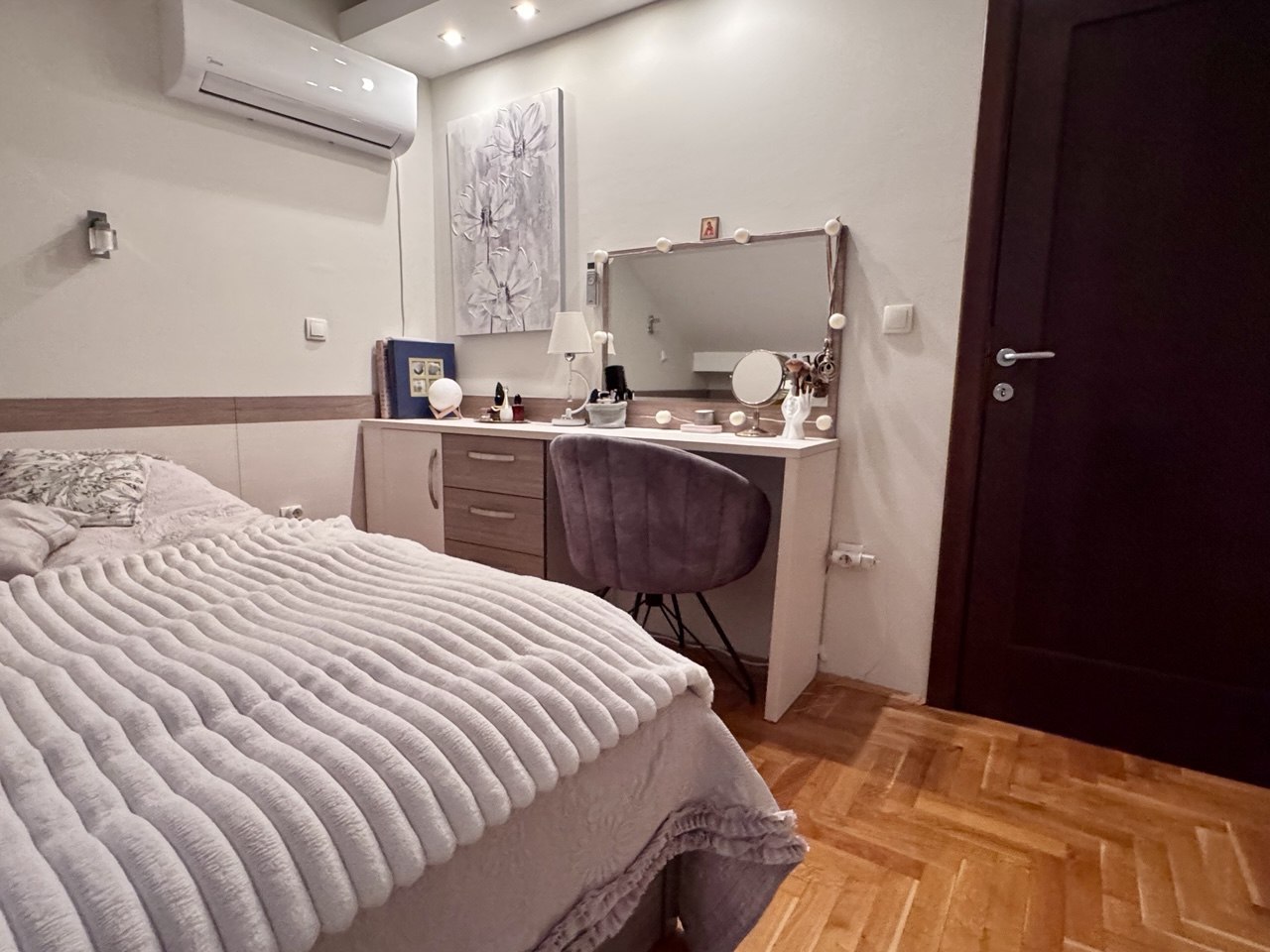 4 sobe, Stan, 105 m² photo 9