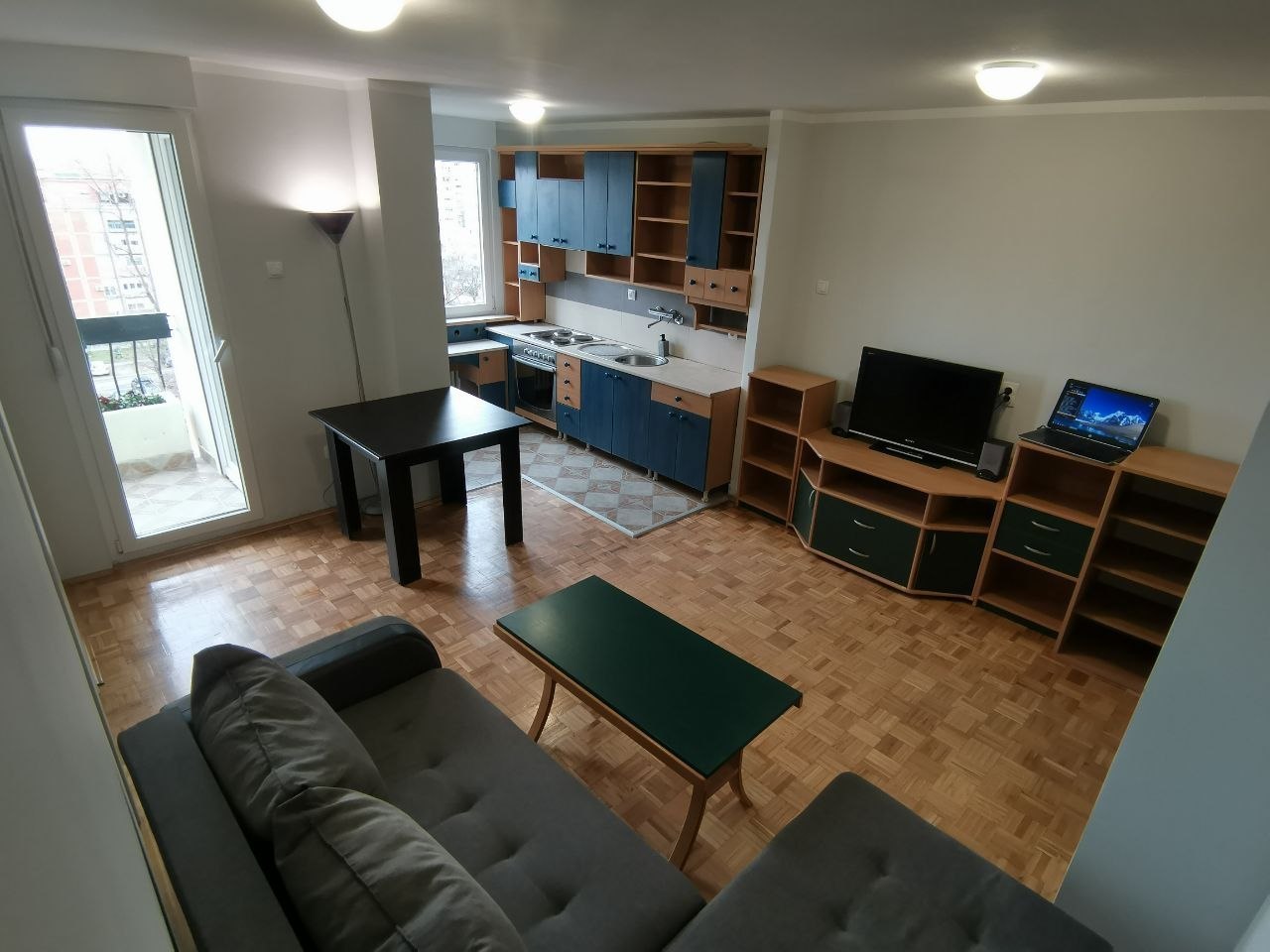 2 sobe, Stan, 59 m² photo 2