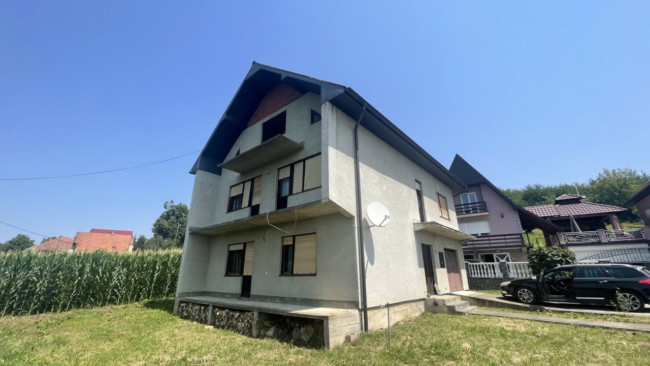 4-room, House, 236 m² photo 3