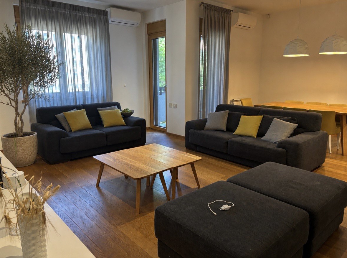 3-room, Apartment, 102 m² photo 2