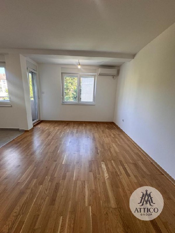 2 sobe, Stan, 40 m²