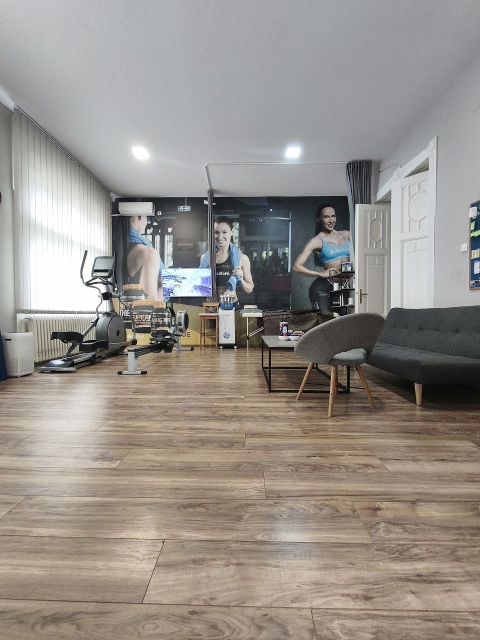 Kancelarija, 75 m²