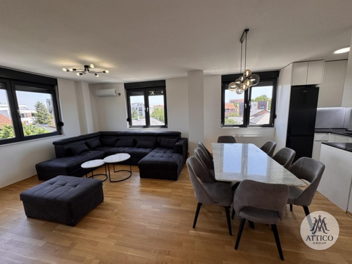 3.5 sobe, Stan, 87 m²