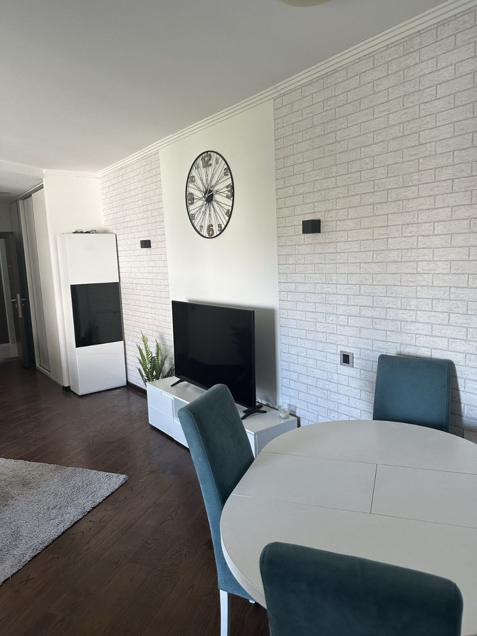 3 sobe, Stan, 76 m² photo 2