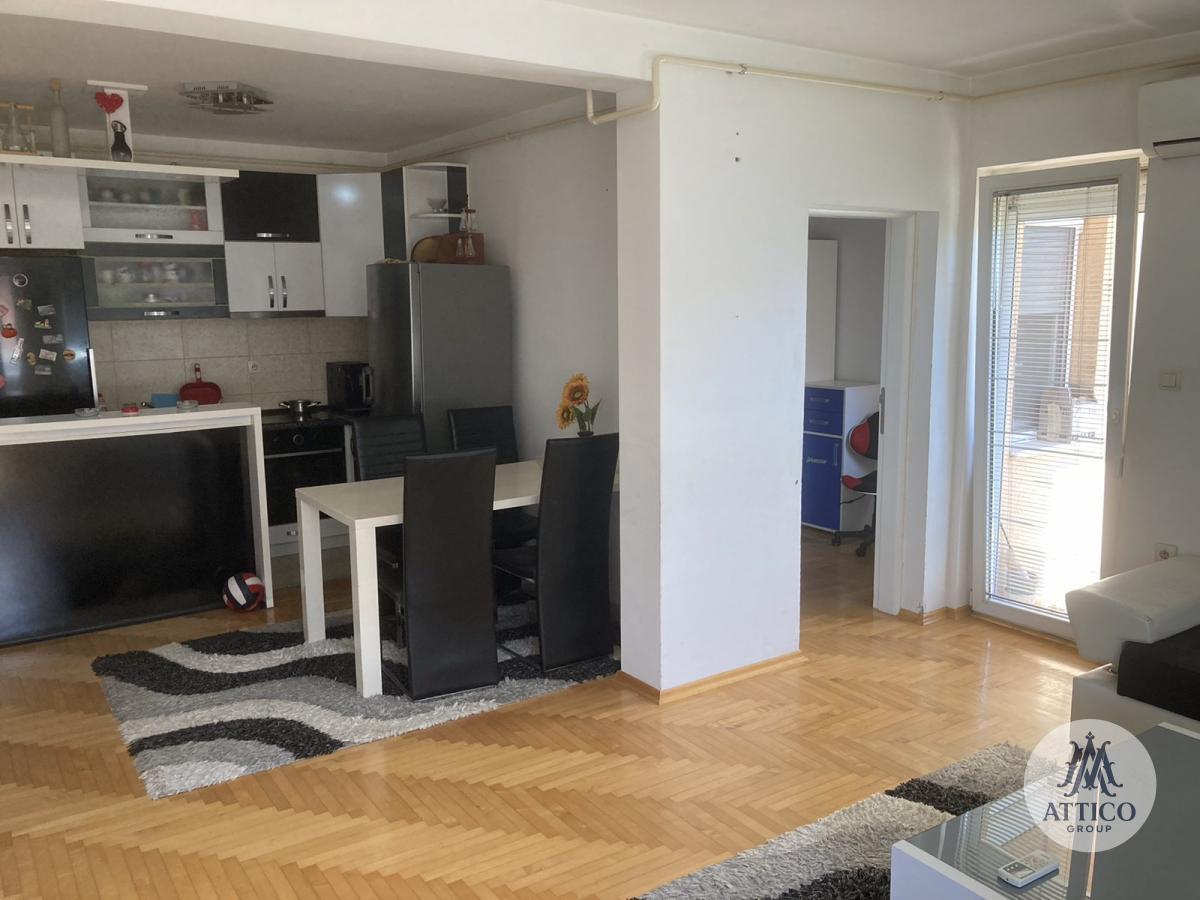 2.5 sobe, Stan, 64 m² photo 2