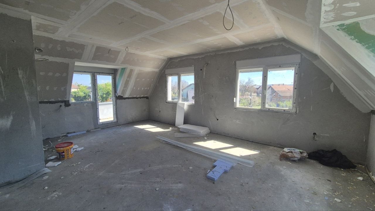 Квартира, 80 м² photo 2