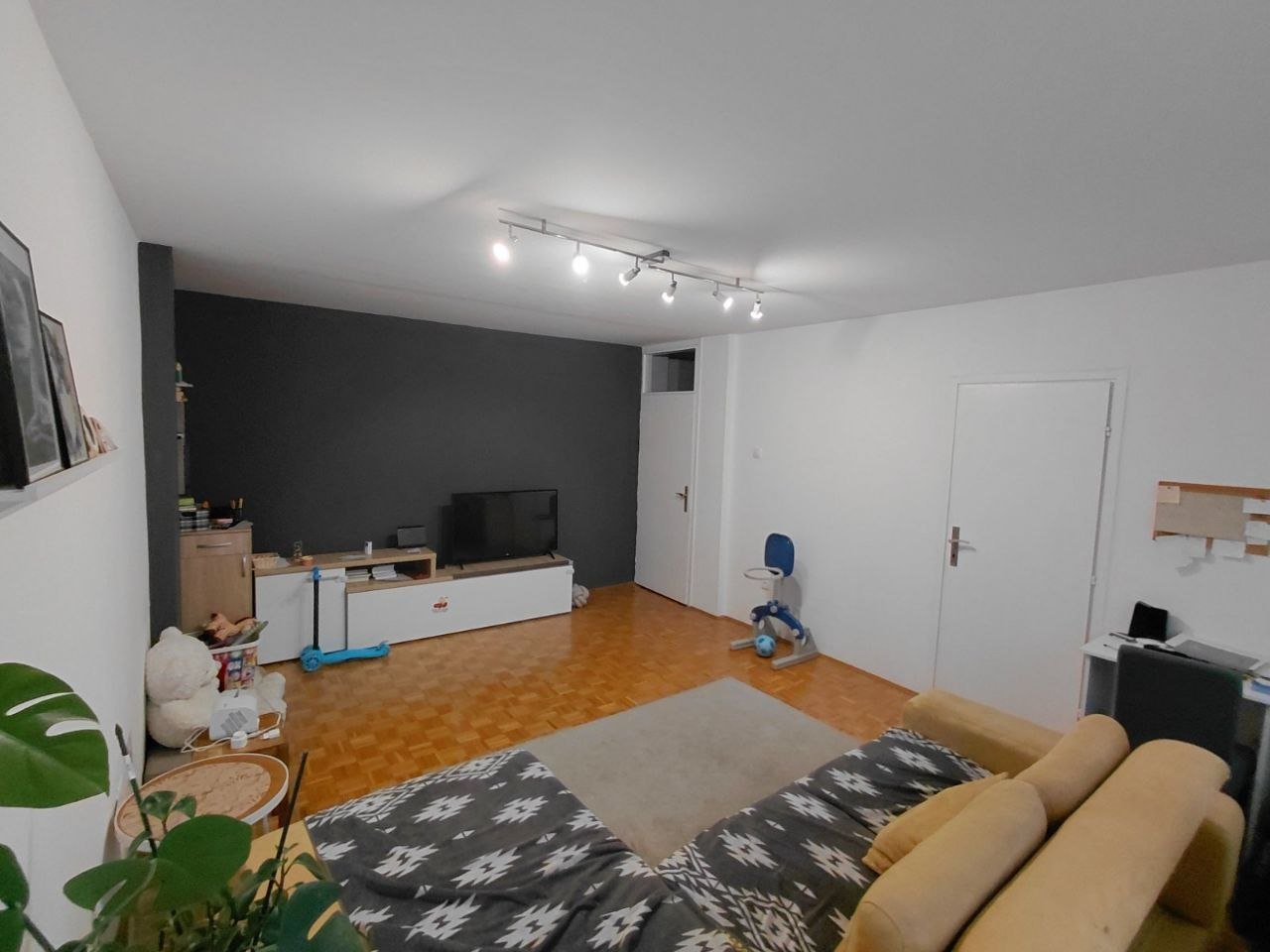 2.5 sobe, Stan, 69 m² photo 3