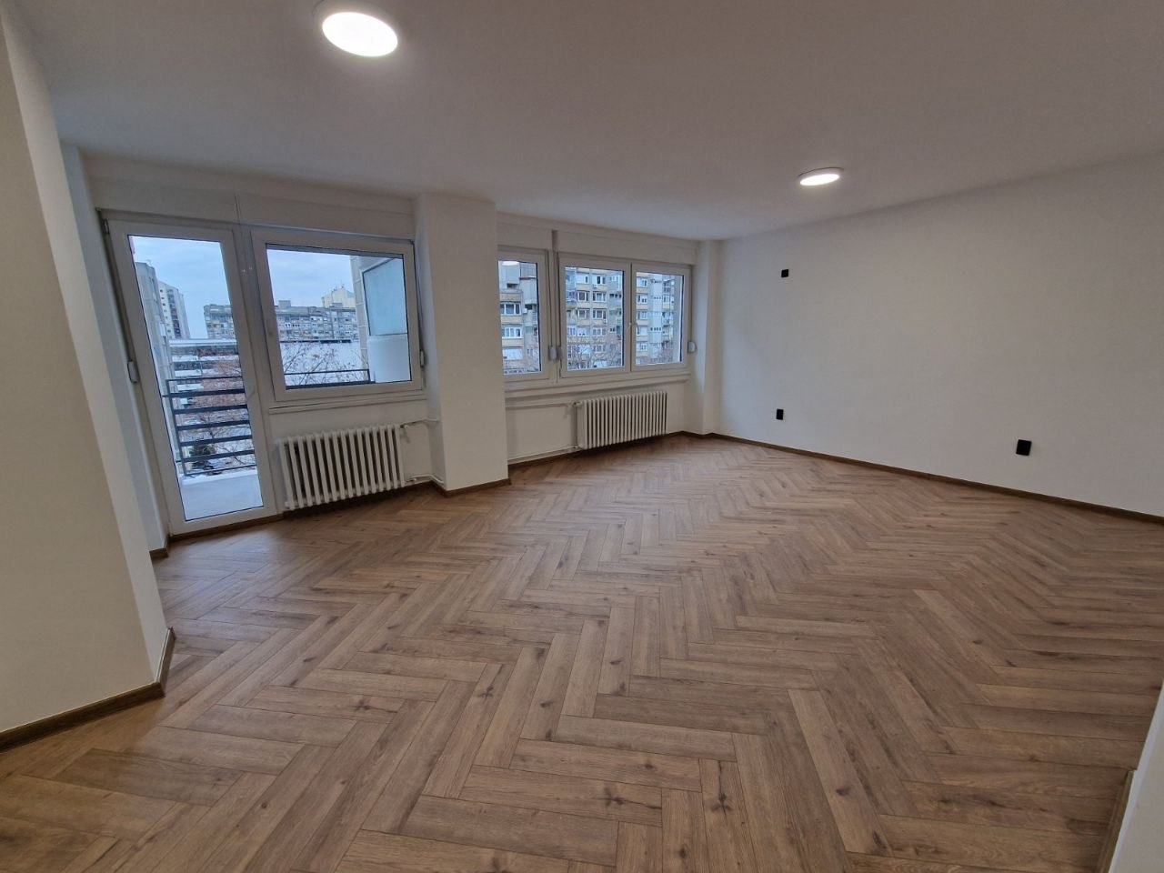 3-комн., Квартира photo 2