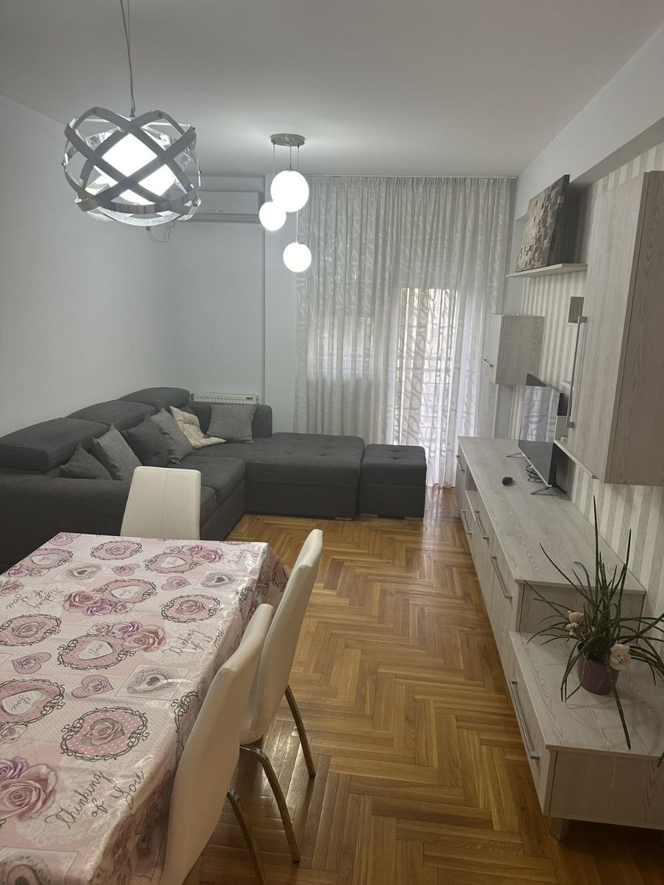 2.5 sobe, Stan, 67 m² photo 2