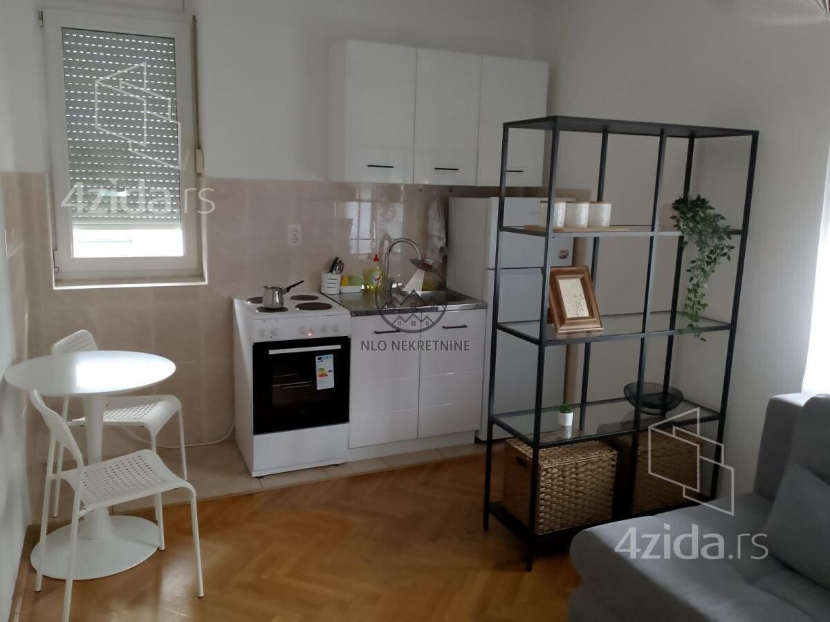 1.5 sobe, Stan, 35 m²