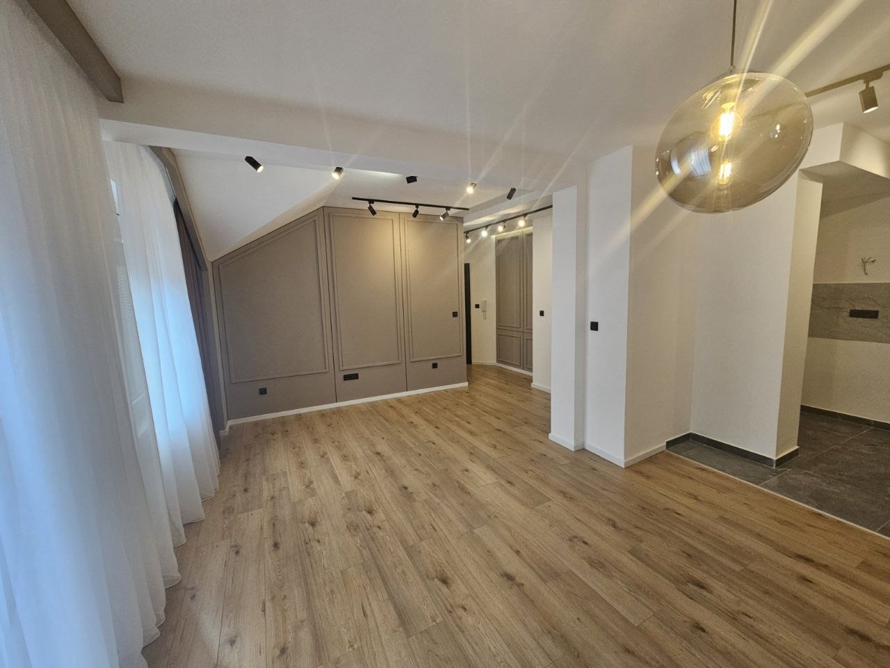 2.5 sobe, Stan, 58 m² photo 3