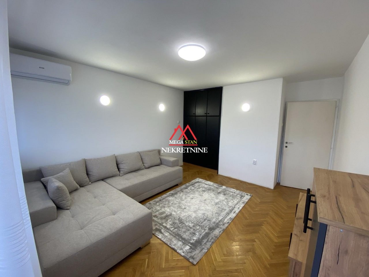 2 sobe, Stan, 66 m² photo 3