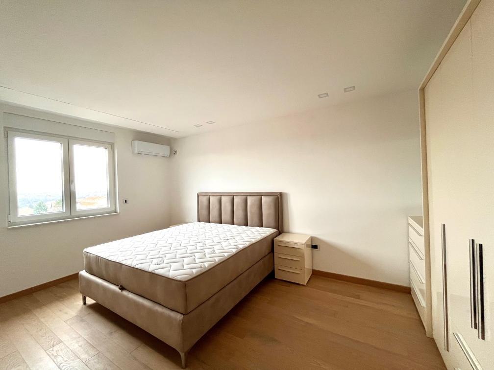 4 sobe, Stan, 112 m² photo 9