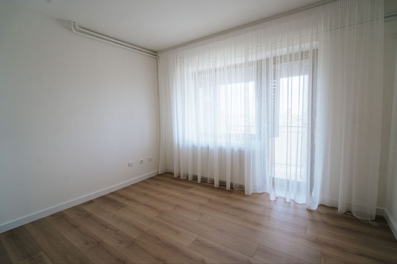 3 sobe, Stan, 74 m²