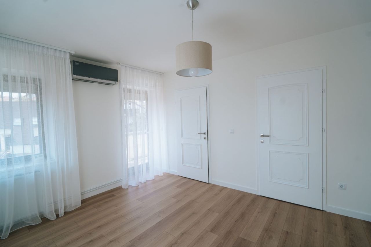 3 sobe, Stan, 74 m² photo 4