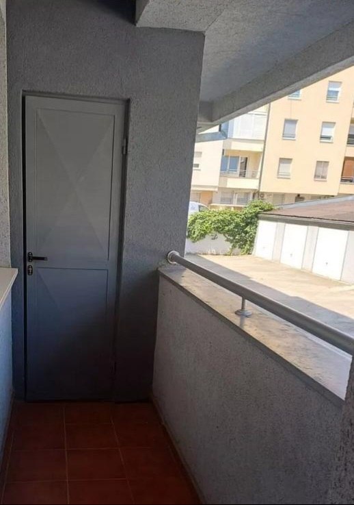 2 sobe, Stan, 45 m² photo 2