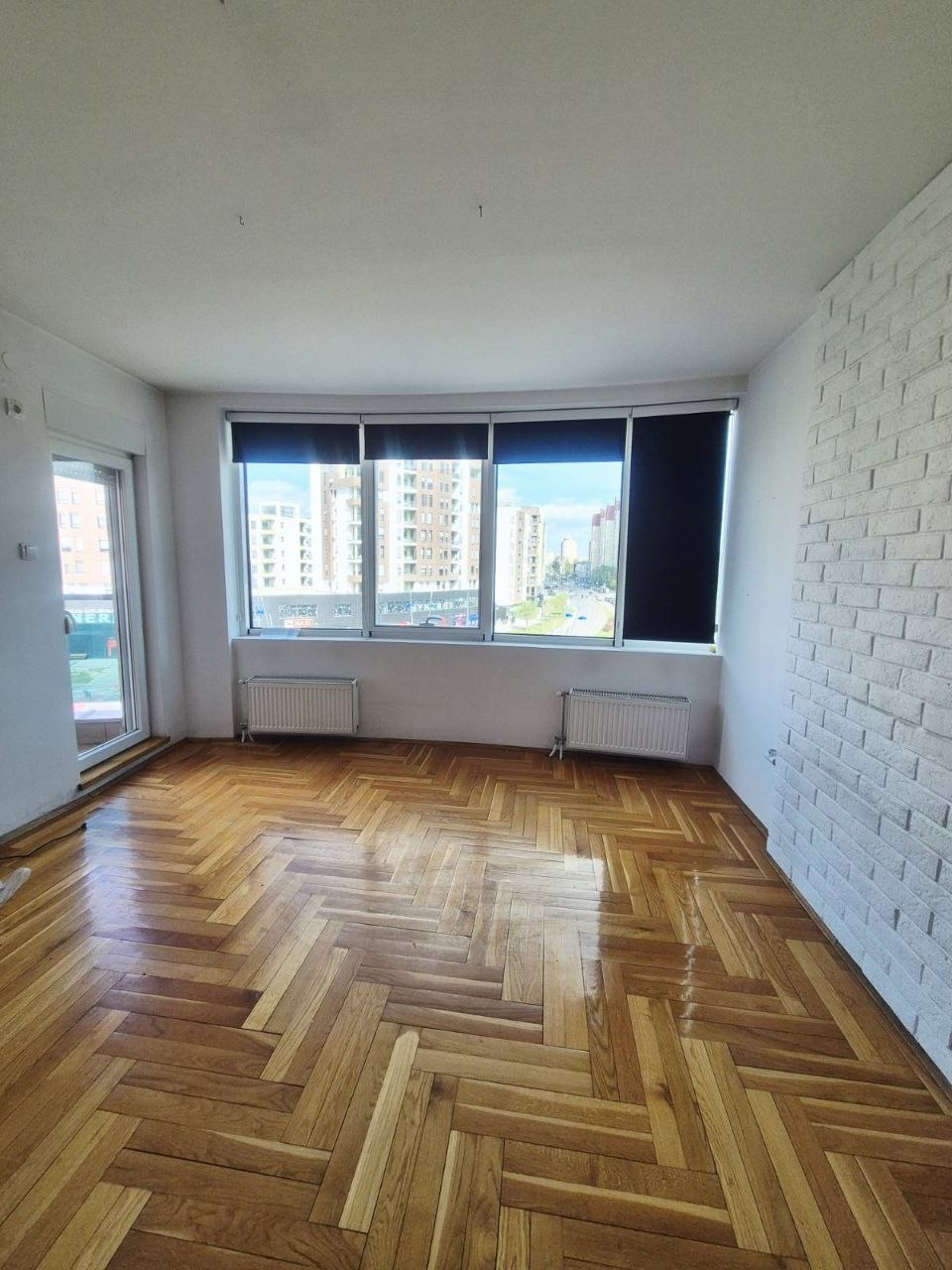 3.5 sobe, Stan, 89 m²
