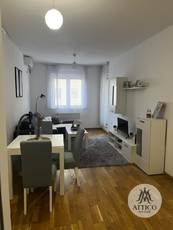1.5 sobe, Stan, 40 m²
