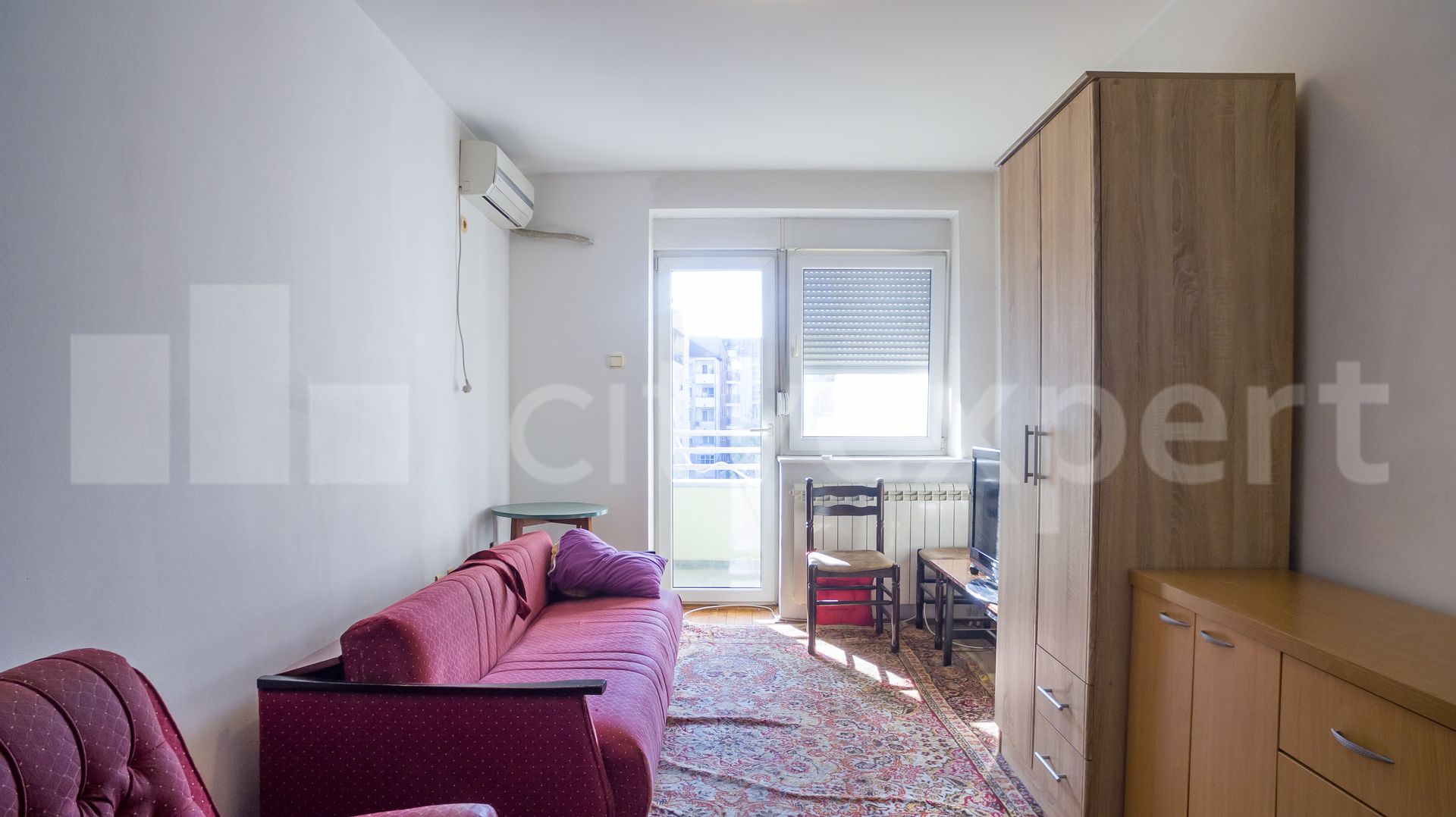 0.5 sobe, Stan, 28 m²