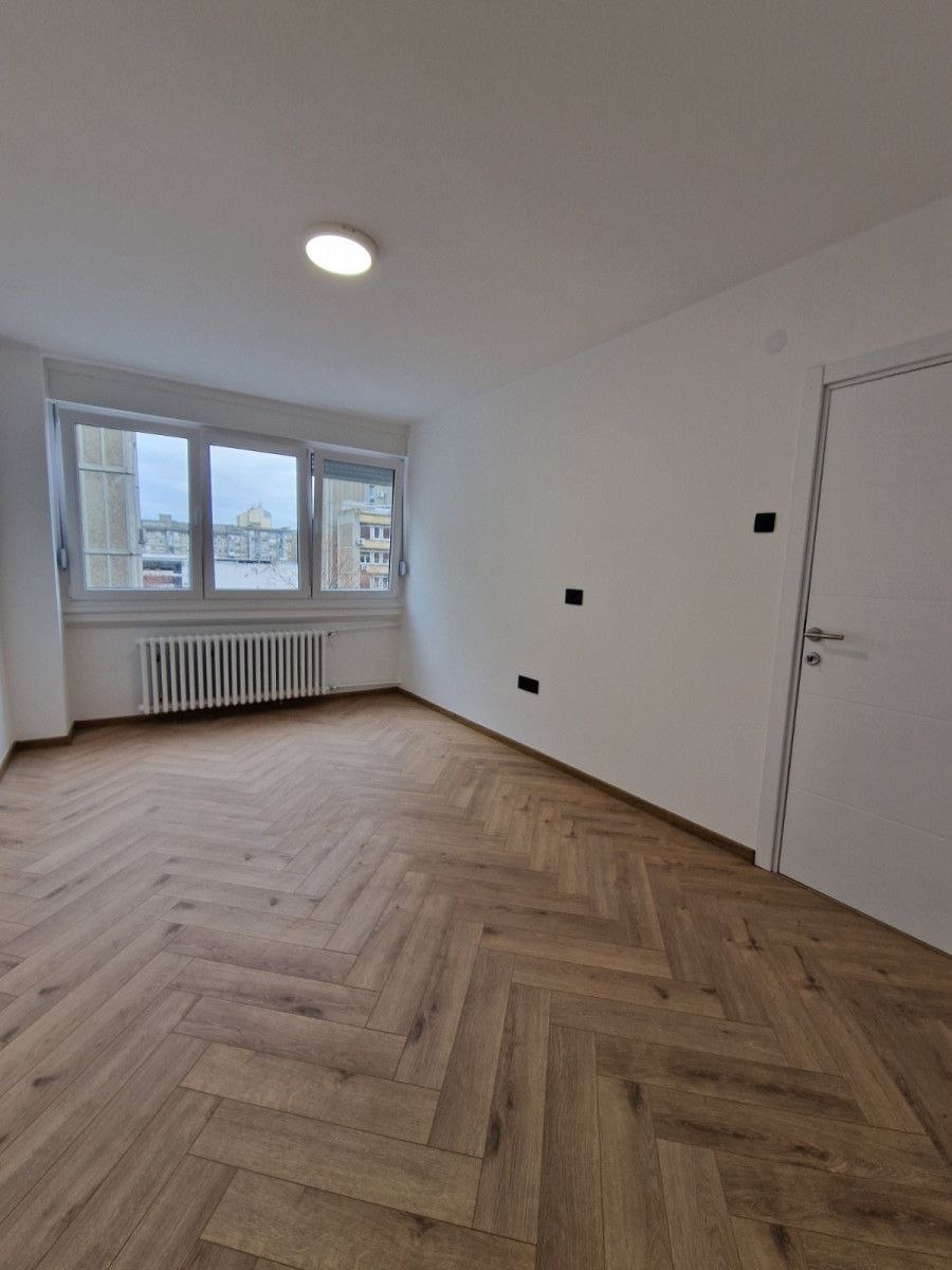 3-комн., Квартира photo 3
