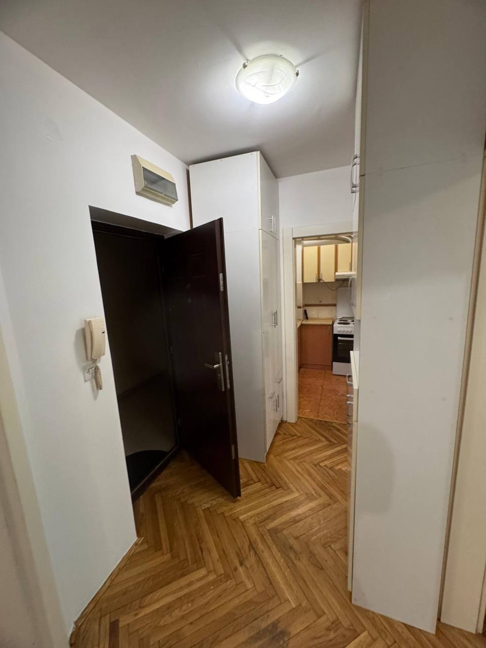 2 sobe, Stan, 50 m²
